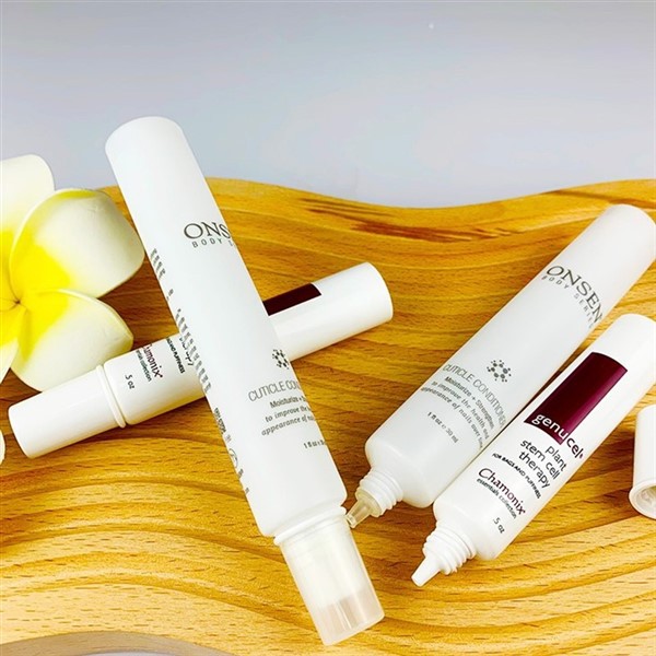 Custom Label Eye Cream Long Nozzle Tube
